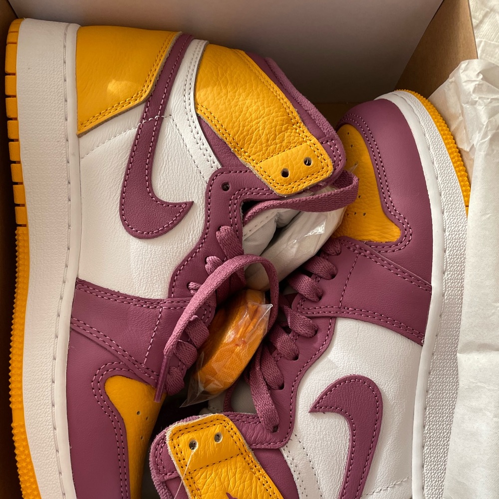 Retro high Air Jordan BRAND NEW